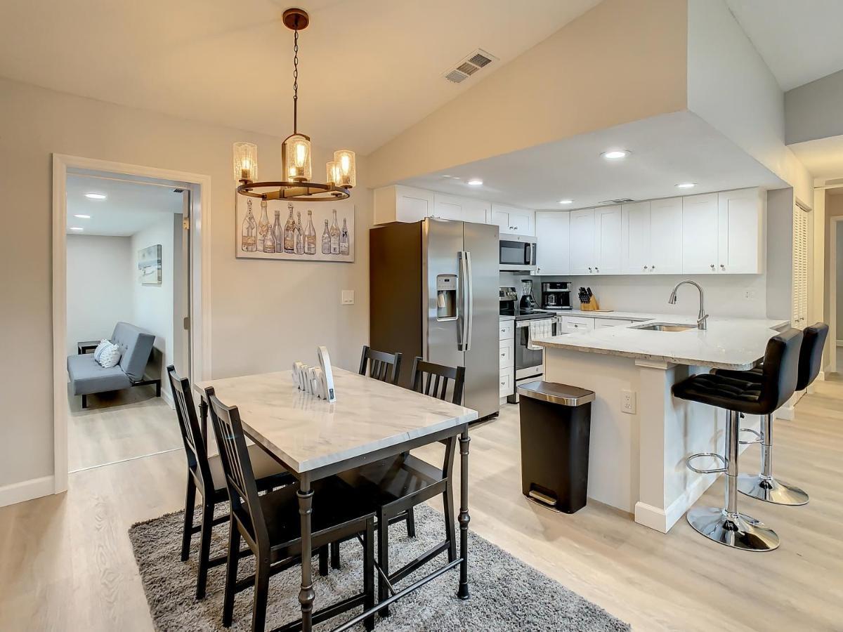 Villa Crown Jewel Of Clearwater 10-15 Min To Beach 5 Min To St Pete Airport Extérieur photo