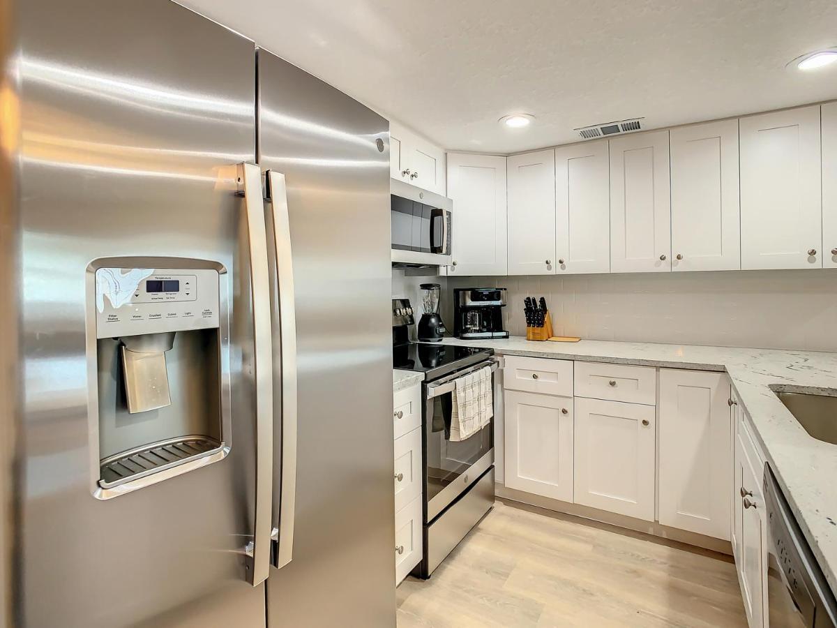 Villa Crown Jewel Of Clearwater 10-15 Min To Beach 5 Min To St Pete Airport Extérieur photo