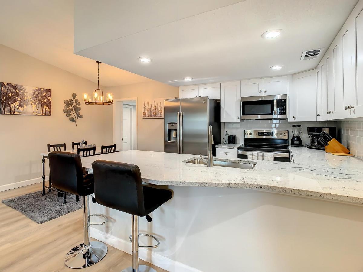 Villa Crown Jewel Of Clearwater 10-15 Min To Beach 5 Min To St Pete Airport Extérieur photo