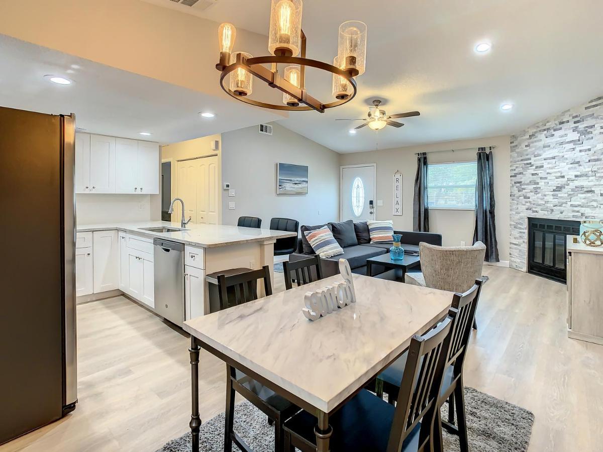 Villa Crown Jewel Of Clearwater 10-15 Min To Beach 5 Min To St Pete Airport Extérieur photo