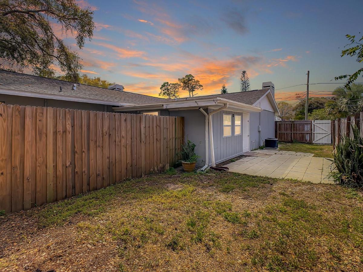 Villa Crown Jewel Of Clearwater 10-15 Min To Beach 5 Min To St Pete Airport Extérieur photo
